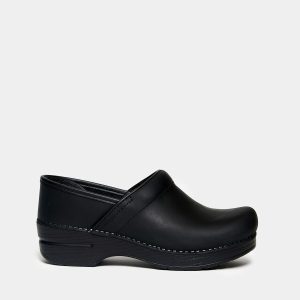 Classico zoccolo Dansko in pelle nero oiled.