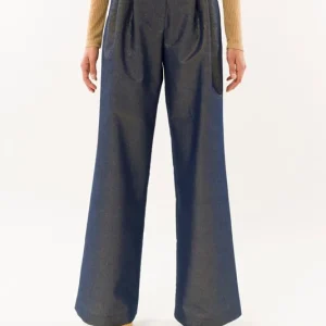 Pantalone ampio pinces laminato