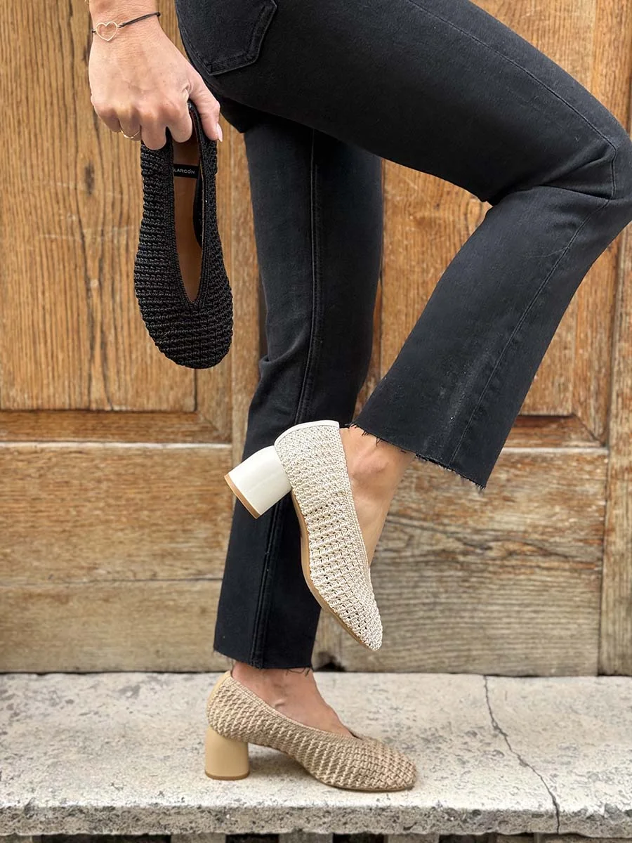 “Ester” Decollete in Tessuto Nero - immagine 3