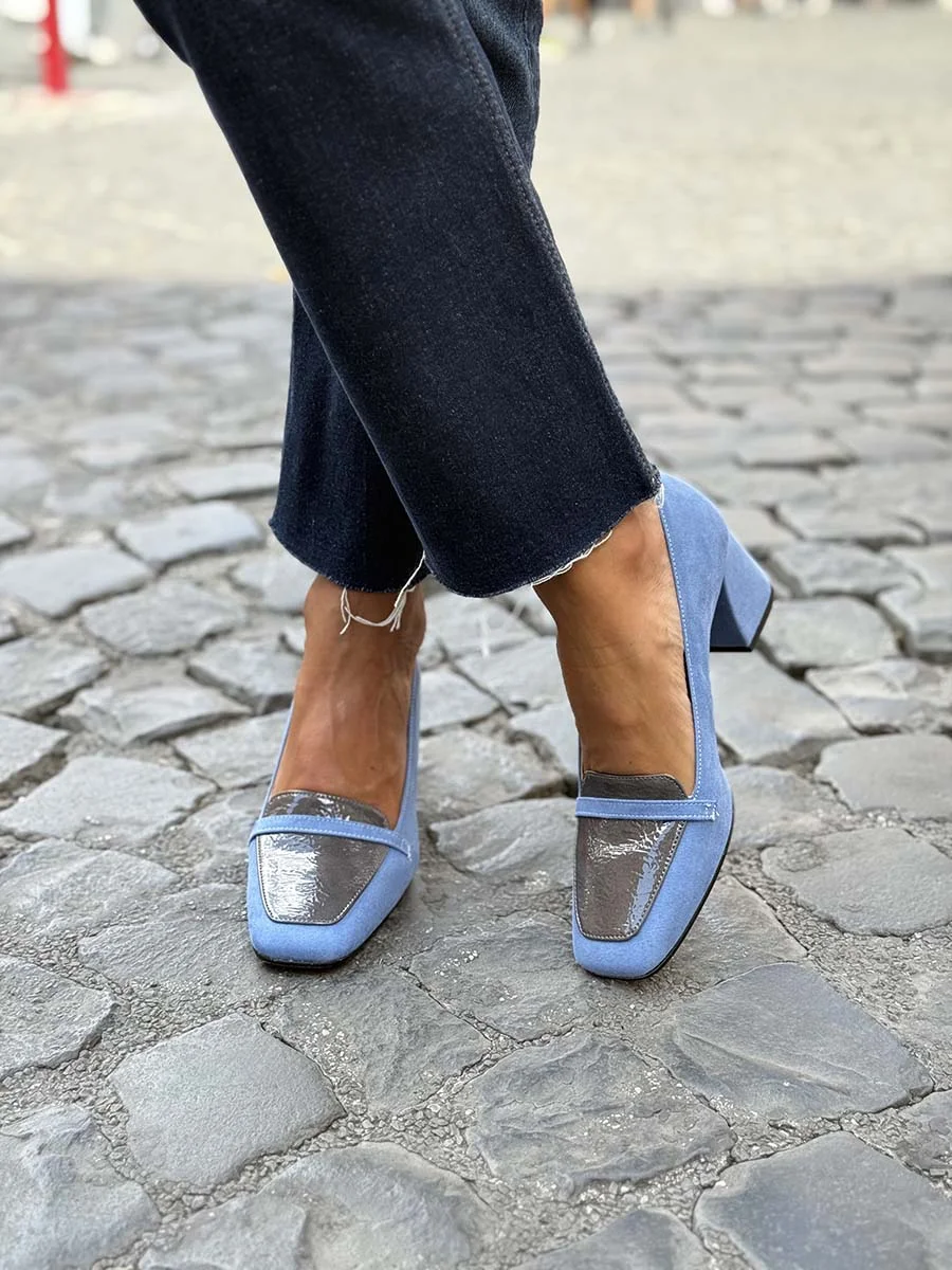 “Claudia” Decollete in Camoscio Cielo - immagine 3