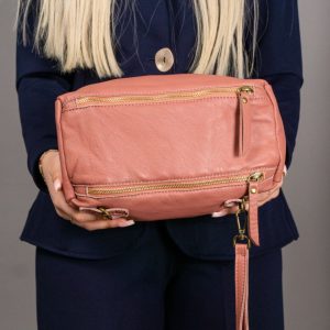 BORSA A TRACOLLA IN PELLE