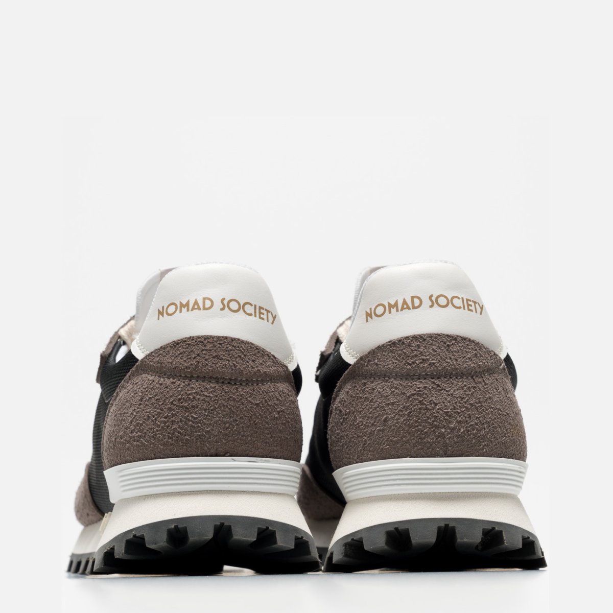 Sneakers in materiali Animal Free Certified nero e grigio - immagine 5