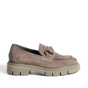 Mocassino in pelle scamosciata marrone con morsetto maculato