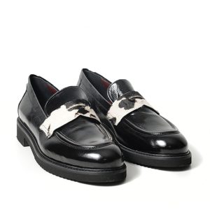 Mocassino in vernice nero e mascherina bianco nera