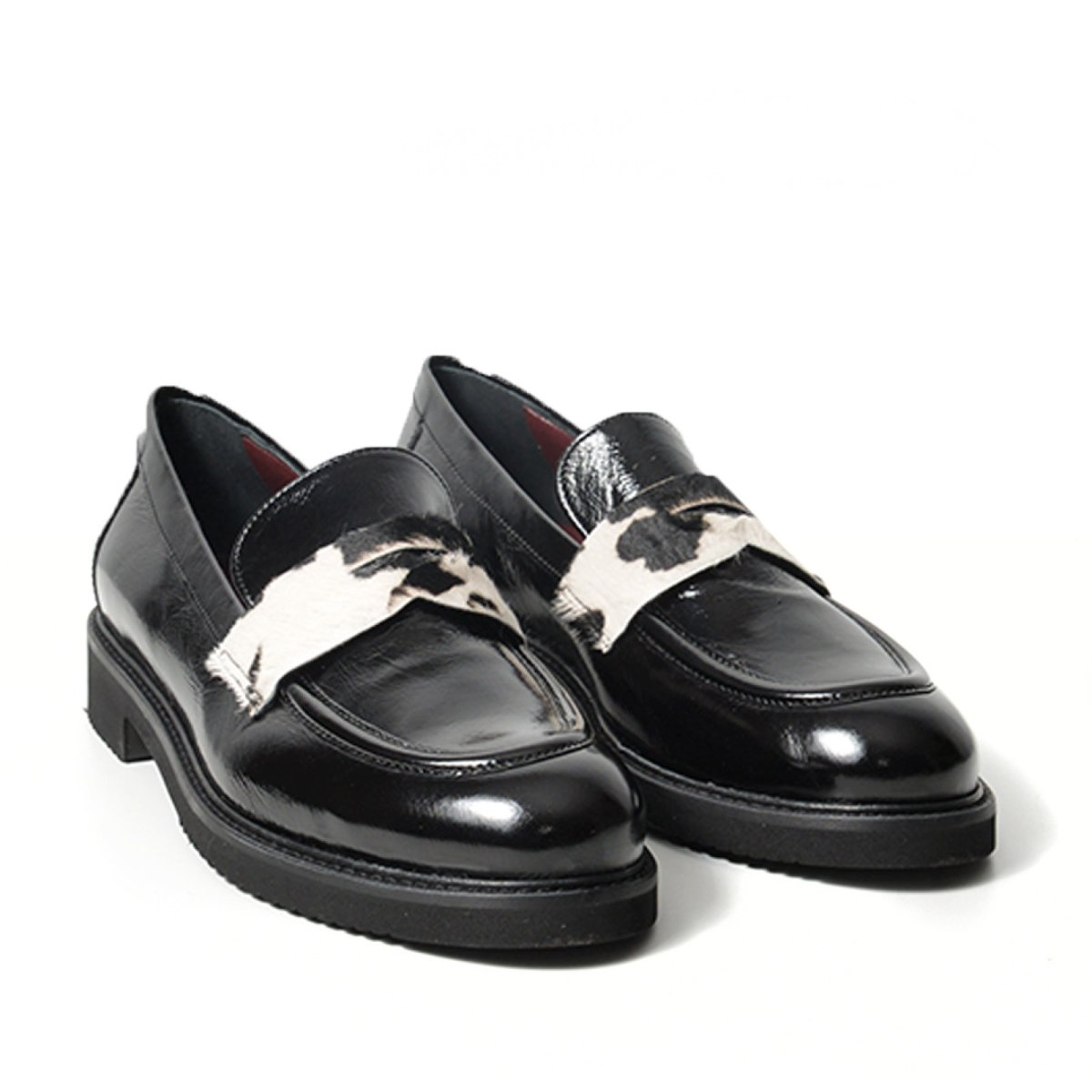 Mocassino in vernice nero e mascherina bianco nera